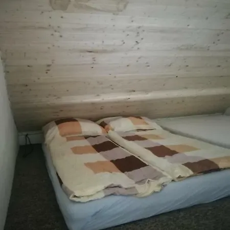 Camping Kemp Strachotin-ubytovani V Mobilnich Domech Strachotin